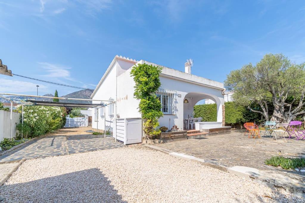 Mb1-House With Big Garden ,Swimming-Pool, & Barbacue In Roses Villa Eksteriør billede