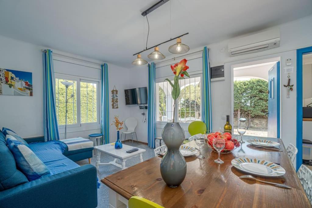 Mb1-House With Big Garden ,Swimming-Pool, & Barbacue In Roses Villa Eksteriør billede